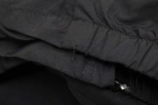 画像8: 10 米軍 U.S.ARMY ロゴ刺繍 APFU トレーニング ナイロンパンツ 黒 M/R★141 IPFU (8)