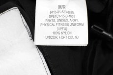 画像6: 15 米軍 U.S.ARMY ロゴ刺繍 APFU トレーニング ナイロンパンツ 黒 M/R★140 IPFU (6)