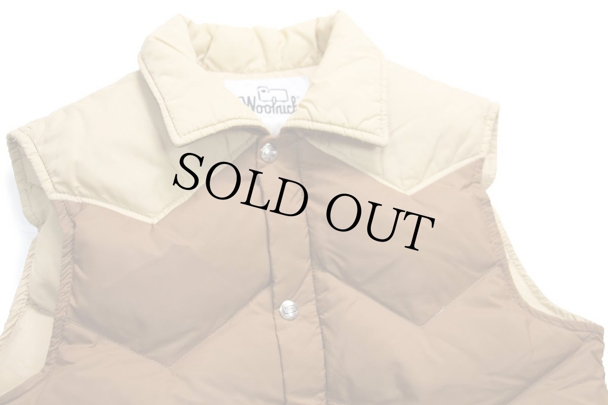 画像3: 70s USA製 Woolrichウールリッチ ツートン ヨーク切り替え ナイロン ダウンベスト 茶×ベージュ M (3)