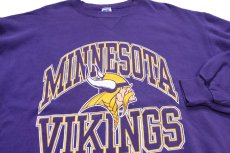 画像3: 90s USA製 RUSSELLラッセル NFL MINNESOTA VIKINGS 前V スウェット 紫 L (3)