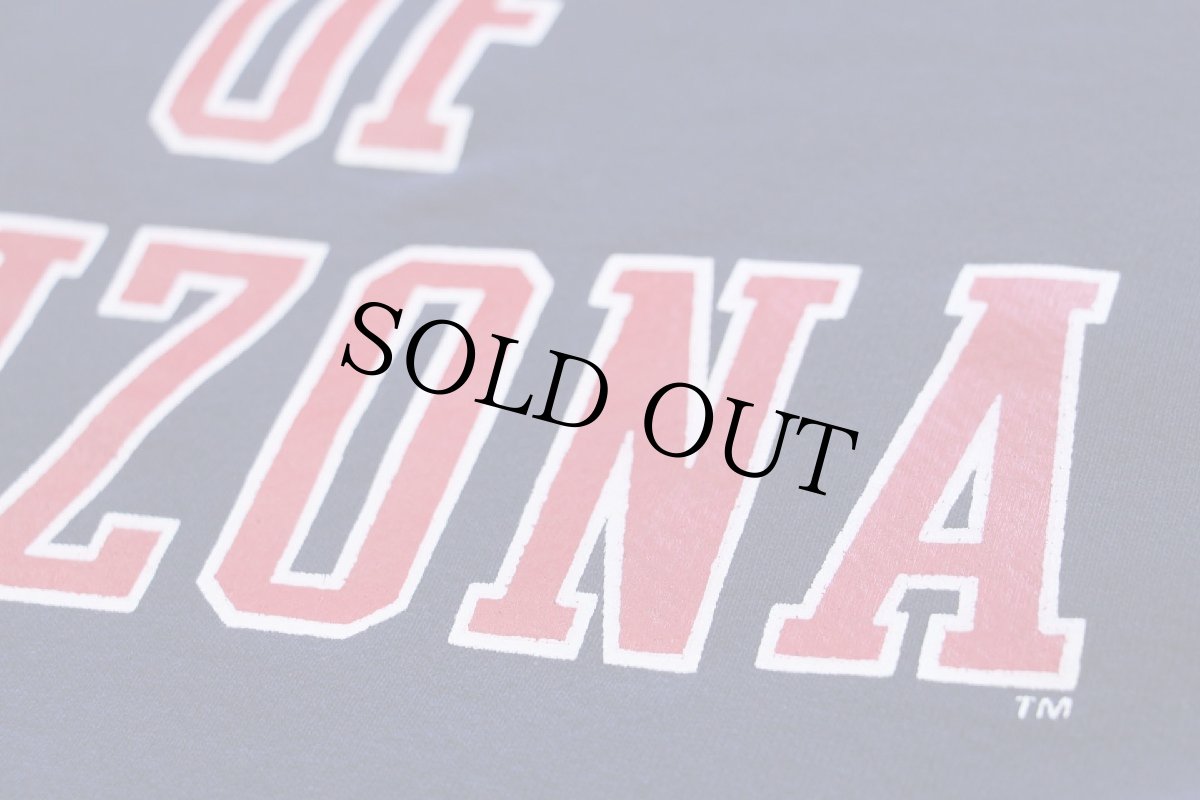 画像4: 90s USA製 RUSSELLラッセル UNIVERSITY OF ARIZONA 前V スウェット 紺 M (4)