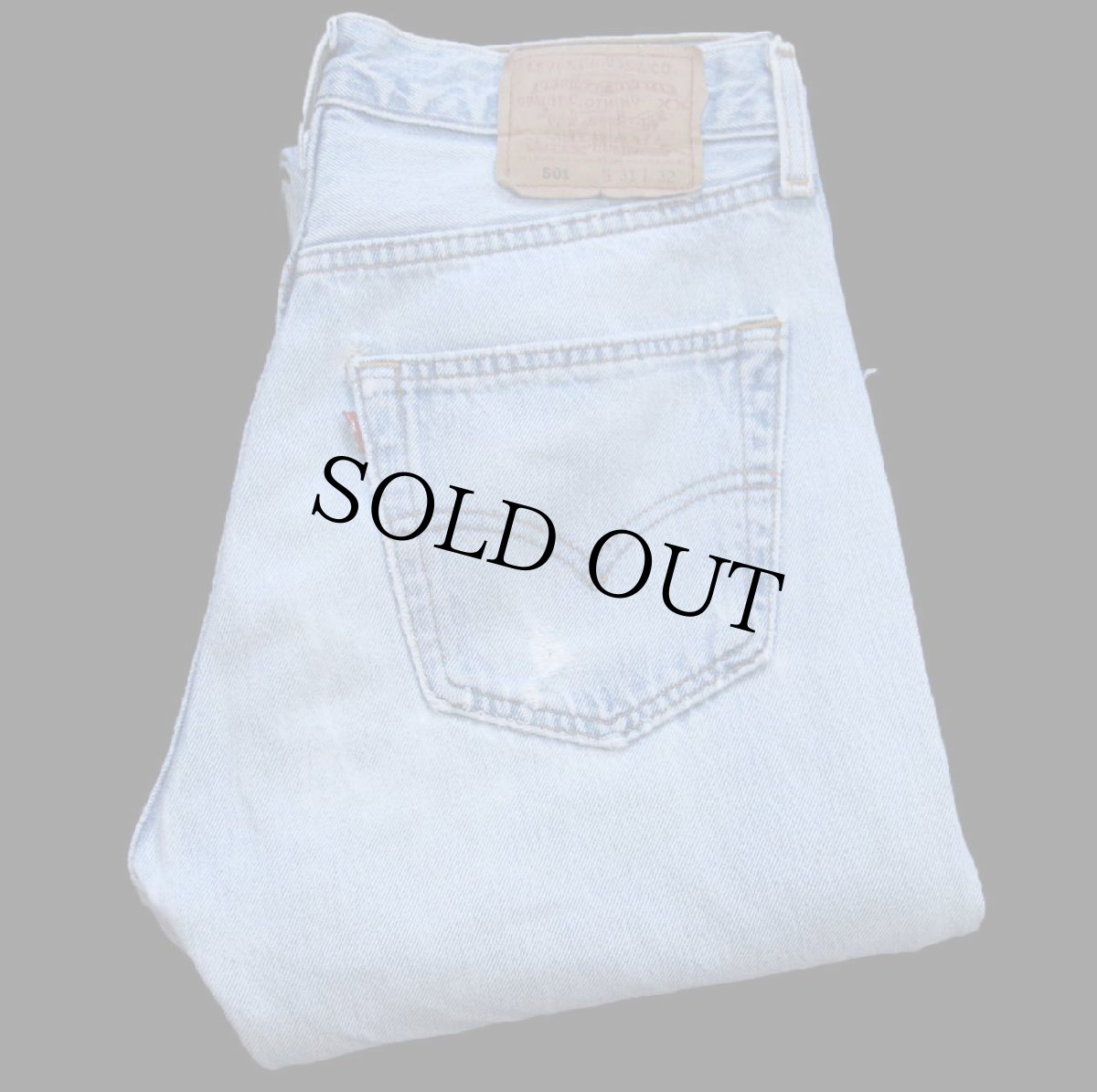 画像1: 90s USA製 Levi'sリーバイス 501 ダメージ&パッチワーク リペア デニムパンツ W31 L32 (1)