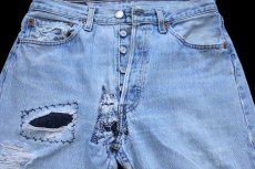 画像4: 90s USA製 Levi'sリーバイス 501 ダメージ&パッチワーク デニムパンツ W31 L32 (4)