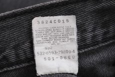 画像7: 90s USA製 Levi'sリーバイス 501 カットオフ ブラック デニムパンツ W32 (7)