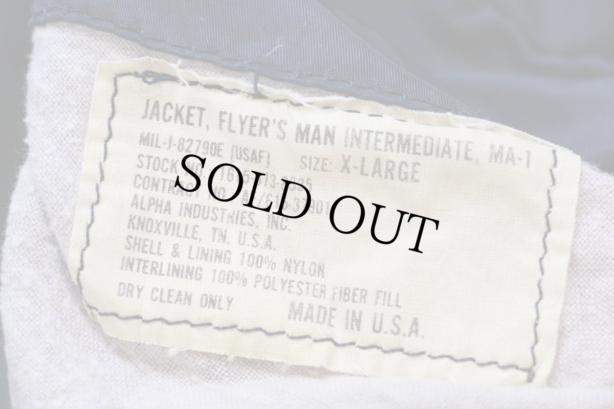 画像4: 80s USA製 ALPHAアルファ MA-1 フライトジャケット 紺 フェード XL (4)
