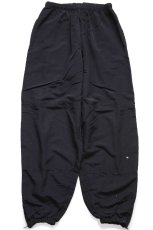 画像2: 10 米軍 U.S.ARMY PFU ペンキ飛び トレーニング ナイロンパンツ 黒 L/R★170 IPFU (2)