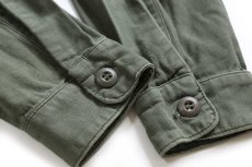 画像6: 70s 米軍 U.S.ARMY AIRBORNE パッチ付き コットンサテン ユーティリティシャツ オリーブグリーン 17.5 (6)
