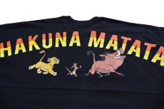 画像4: DISNEYディズニー SPIRIT JERSEY THE LION KING ライオンキング HAKUNA MATATA シンバ ティモン プンバァ コットン 長袖Tシャツ 黒 (4)