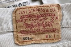 画像6: 00s 英国製 Levi'sリーバイス 501 カラーデニムパンツ ライトグレー W30 L34★E6 ユーロ (6)
