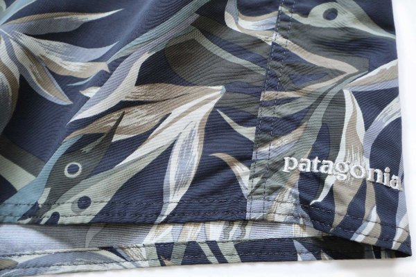 patagoniaパタゴニア Wavefarer Board Shorts ボタニカル 総柄