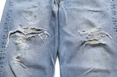画像9: 90s USA製 Levi'sリーバイス 501 ダメージ&汚れ デニムパンツ ボロ W36 L32★220 (9)