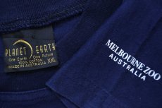画像5: オーストラリア製 MELBOURNE ZOO スネーク アート 両面プリント コットンTシャツ 紺 XXL★特大 (5)