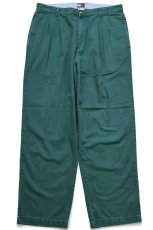 画像2: 90s TOMMY HILFIGERトミーヒルフィガー ツータック コットン チノパン 緑 W36 L30 (2)
