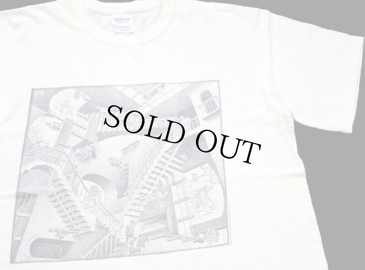 画像1: 00s M.C.Escher エッシャー Relativity 相対性 騙し絵 アート コットンTシャツ 白 M (1)