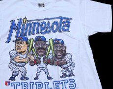 画像1: 90s USA製 MLB Minnesota Twins TRIPLETS Ken HRBEK Chili DAVIS Kirby PUCKETT Tシャツ 白 L (1)