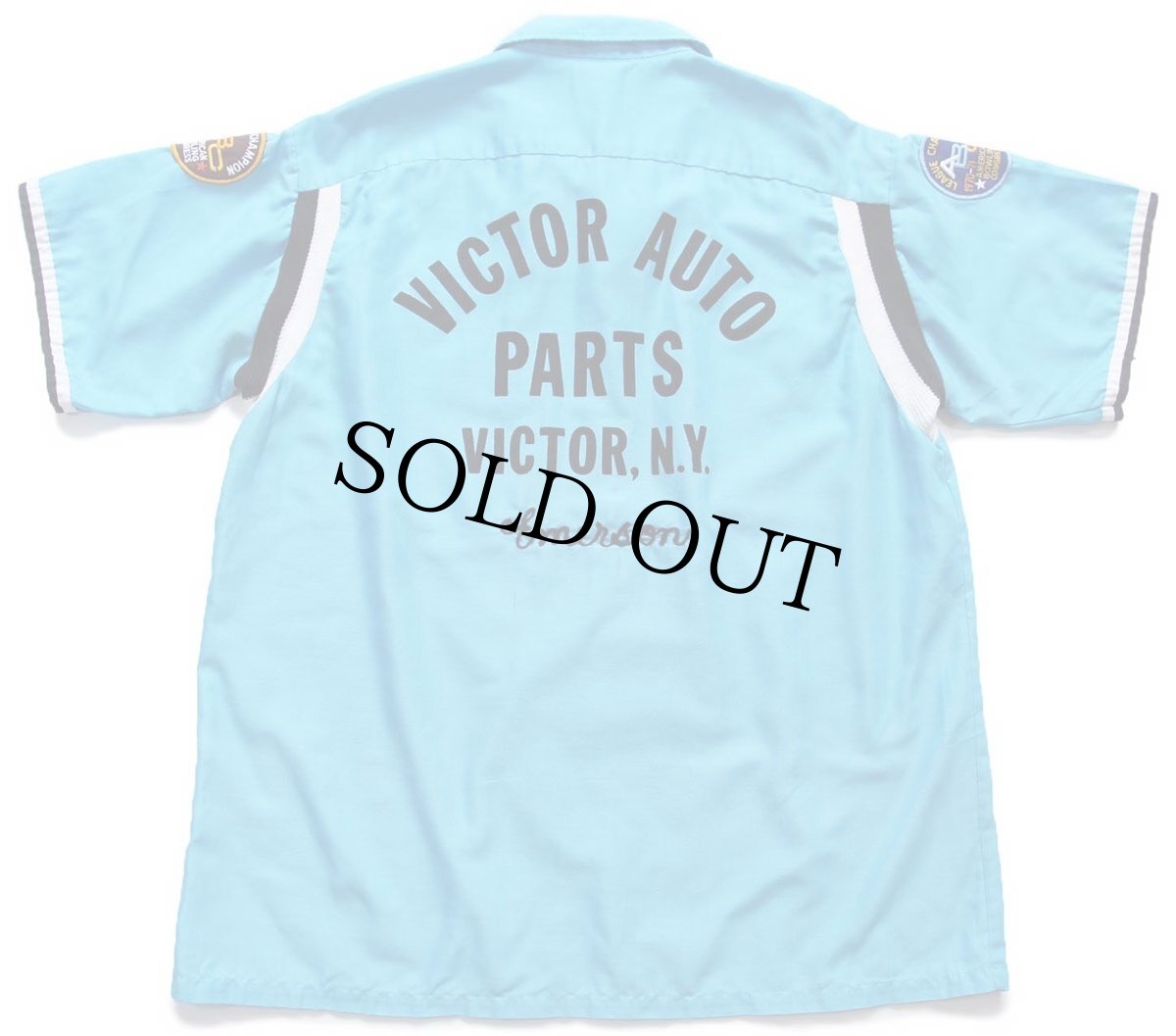 画像1: 60s USA製 Hiltonヒルトン VICTOR AUTO PARTS Emersonチェーン刺繍 パッチ付き ボウリングシャツ 水色 L (1)