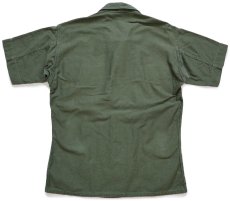 画像2: 60s 米軍 U.S.AIR FORCE パッチ付き 半袖 コットンサテン ユーティリティシャツ カスタム オリーブグリーン M (2)