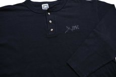画像4: 90s USA製 IPNC 刺繍 ヘンリーネック コットン 長袖Tシャツ 黒 XL (4)