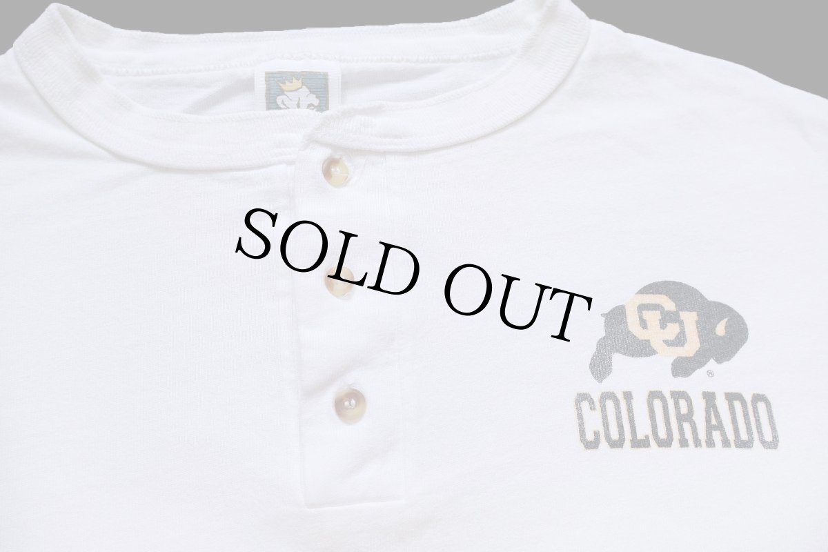 画像4: 90s USA製 COLORADO BUFFALOES ロゴ ヘンリーネック コットン 長袖Tシャツ 白 XL (4)