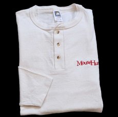 画像1: 90s USA製 Mouse Hunt 刺繍 ヘンリーネック コットン 長袖Tシャツ 生成り XL (1)