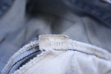 画像7: 70s USA製 Levi'sリーバイス 684 ダメージ デニムパンツ W34★ベルボトム ビッグベル (7)