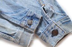 画像9: 80s USA製 Levi'sリーバイス 70506 ダメージ デニムジャケット 4ポケット ボロ (9)