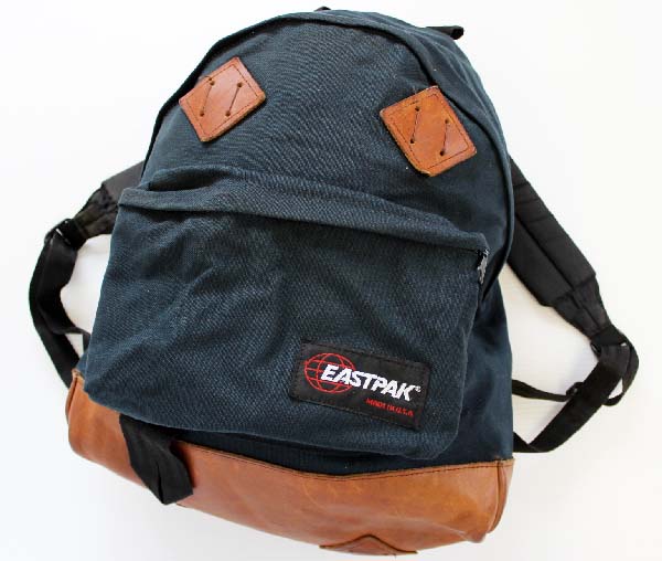 eastpakバッグパック ボトムレザー リュック ブラック希少　復刻