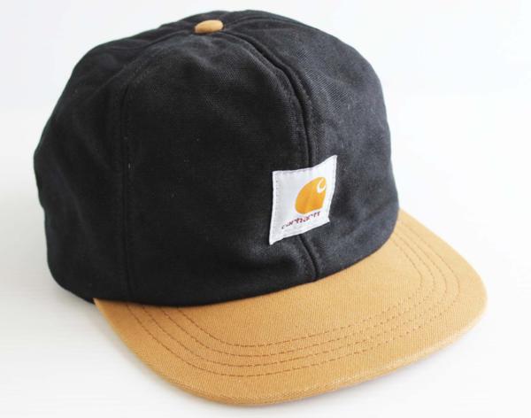 CARHARTT 耳当て付きダック地キャップ