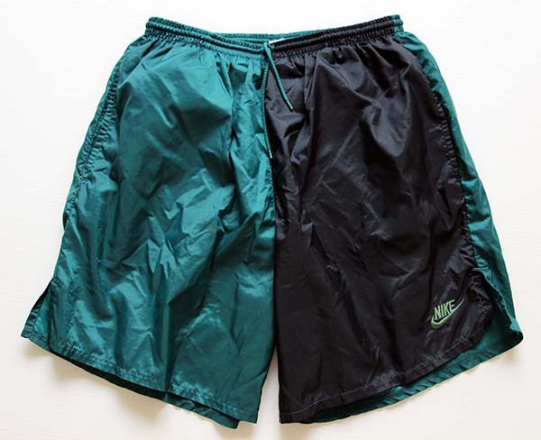 90s NIKEナイキ バイカラー ナイロン ショートパンツ 緑×黒 L 