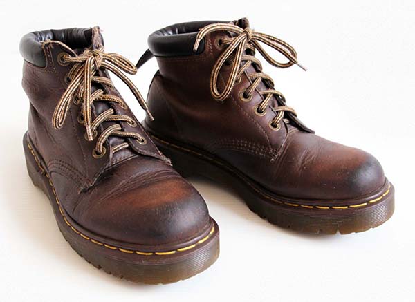 英国製 Dr Martensドクターマーチン 6ホールブーツ 厚底 焦げ茶 Uk7 Sixpacjoe Web Shop