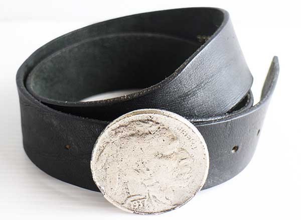 Unknown   Leather Belt   Size 32