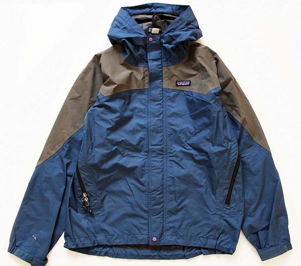 patagonia パタゴニア　ゴアテックスジャケット(Lサイズ)