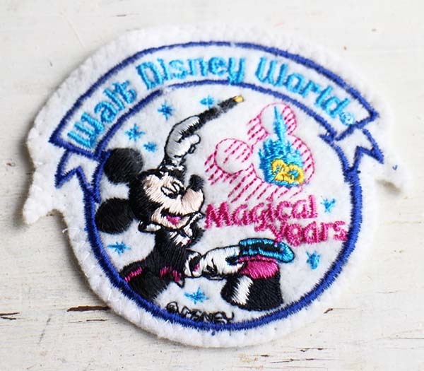 ビンテージ Walt Disney World 20 Magical years ミッキー フェルトパッチ★ワッペン