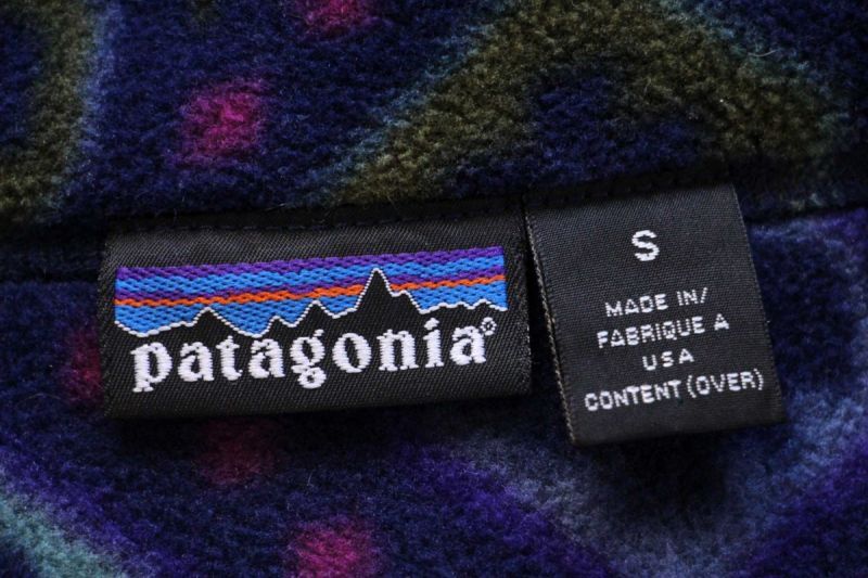 90s USA製 patagoniaパタゴニア タペストリー 総柄 フリースベスト S - Sixpacjoe Web Shop