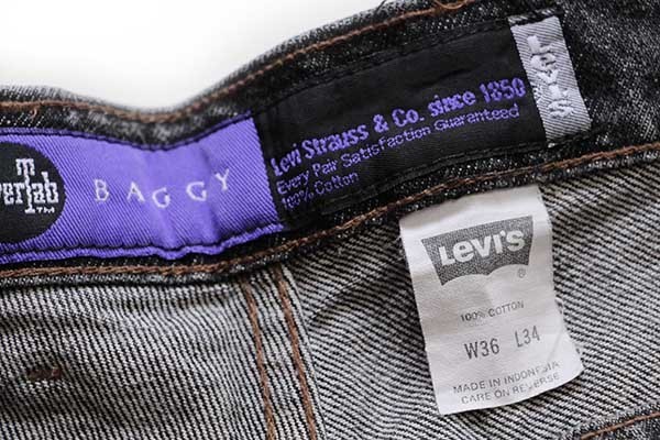 90s Levi'sリーバイス silverTabシルバータブ BAGGY ワンタック