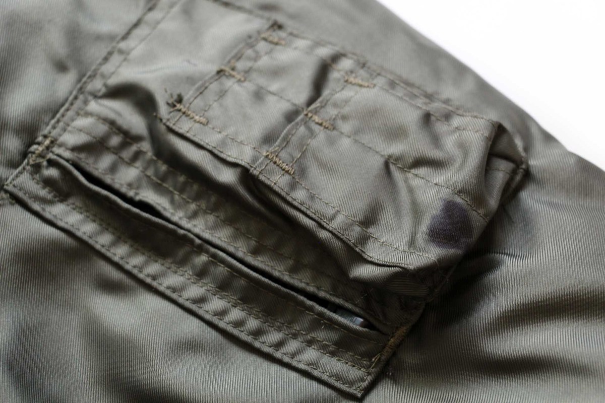 70s 米軍 USNR CWU-45/P ネームパッチ付き キルティングライナー