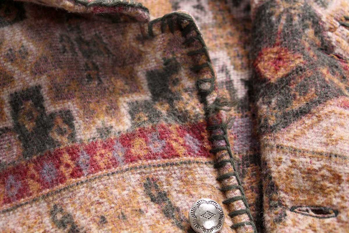 画像5: 90s トルコ製 CHICO'S DESIGN フォークロア柄 コンチョボタン ウール混 ブランケット コート ML (5)