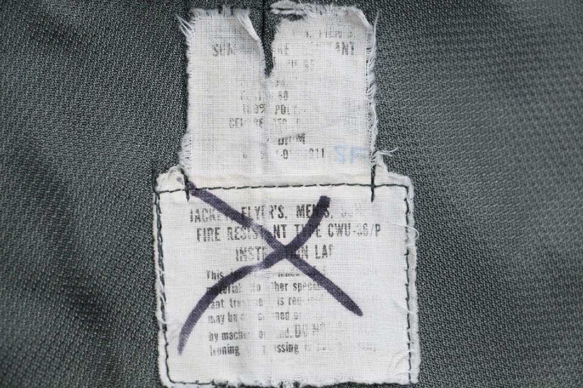 画像4: 80s 米軍 USAF CWU-36/P フライトジャケット 初期型 セージグリーン フェード M (4)