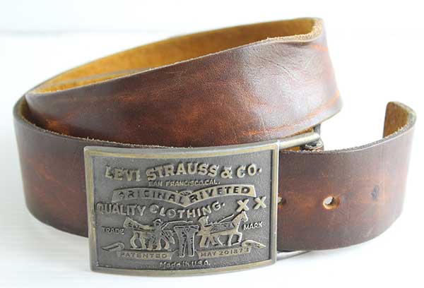 70s USA製 Levi'sリーバイス バックル カウハイド レザーベルト 焦げ茶 