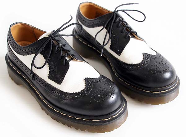 英国製 DR.MARTENSドクターマーチン ウイングチップ レザーシューズ 